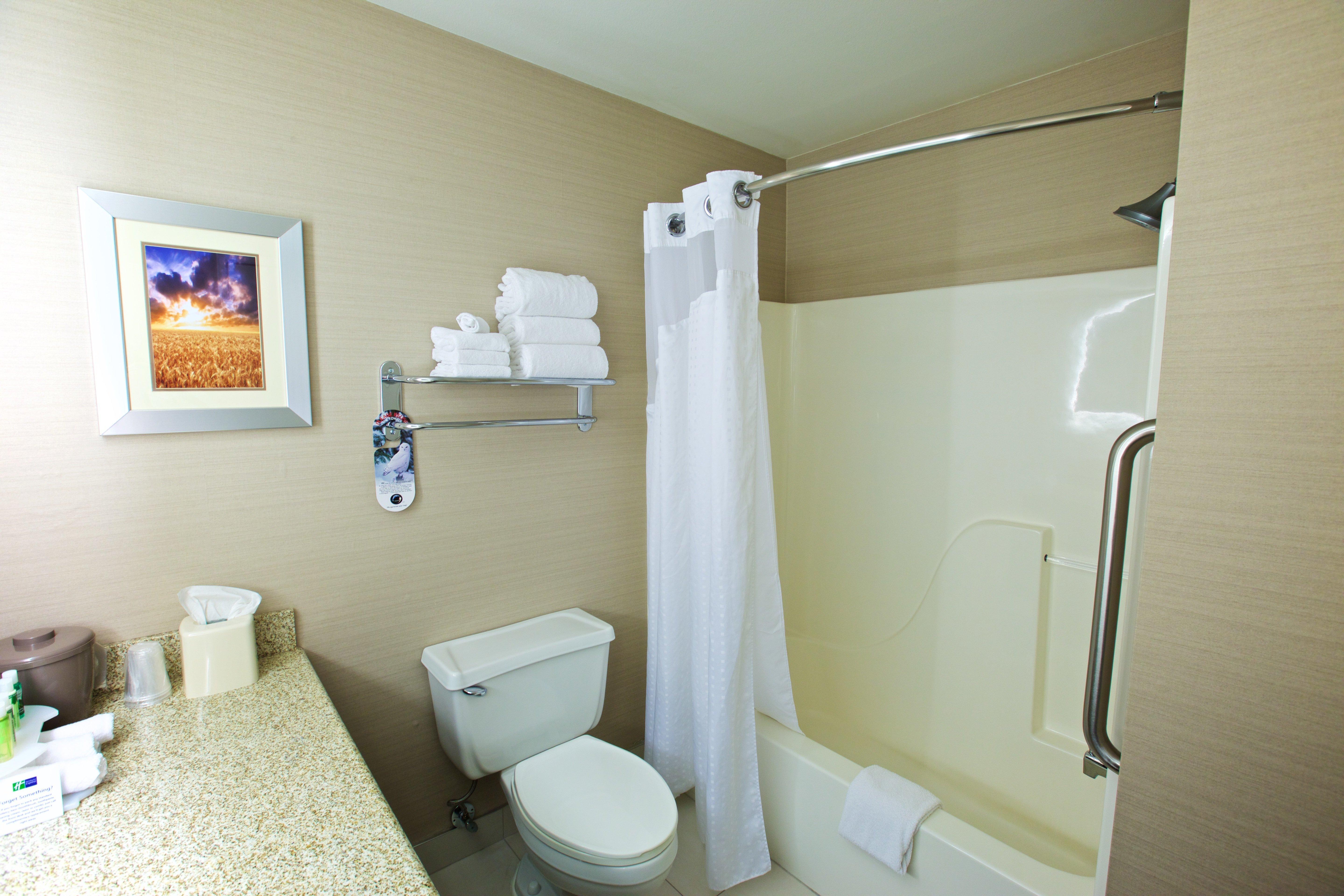 Express - West Acres By Ihg Fargo
