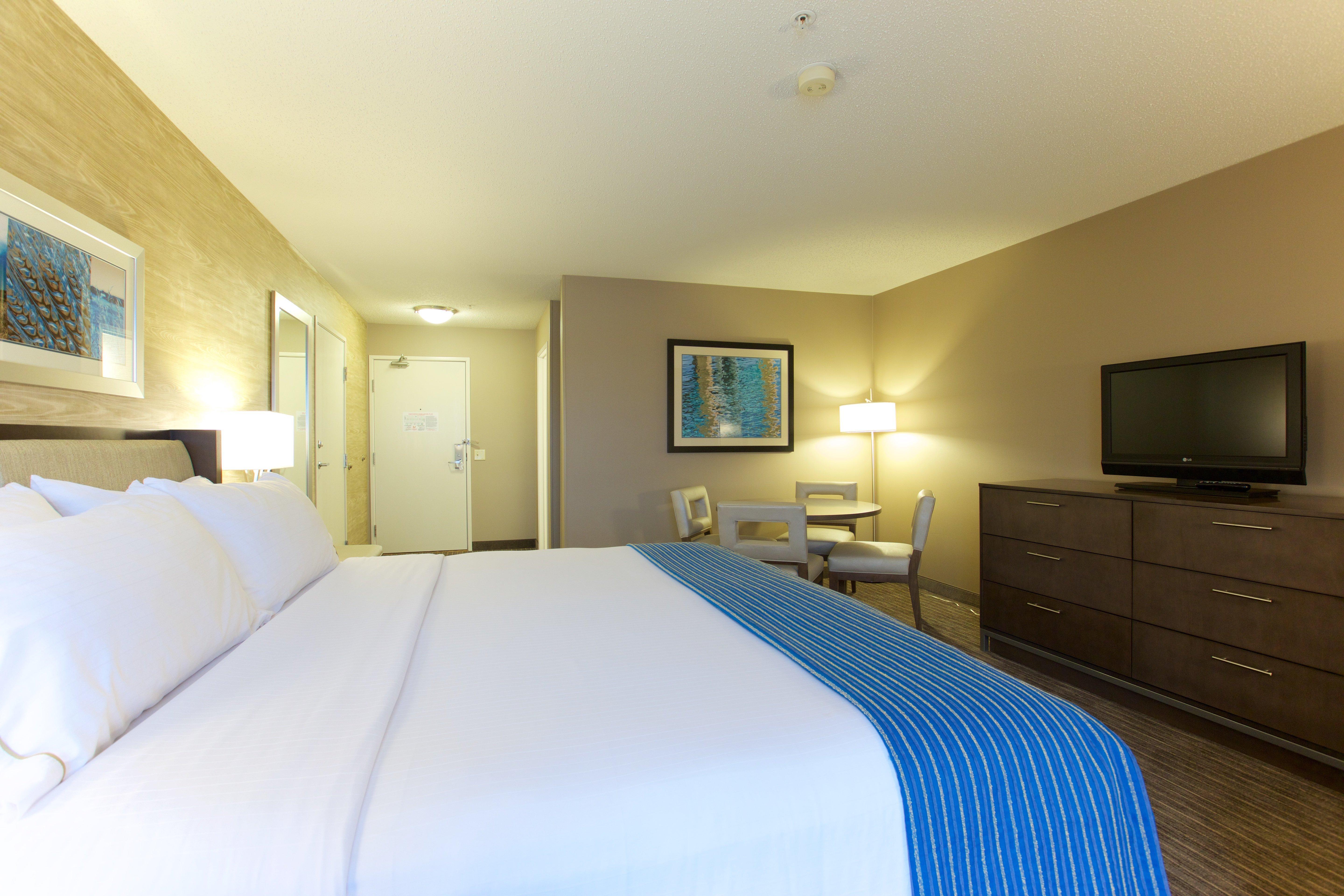 Express - West Acres By Ihg Hotel 3*