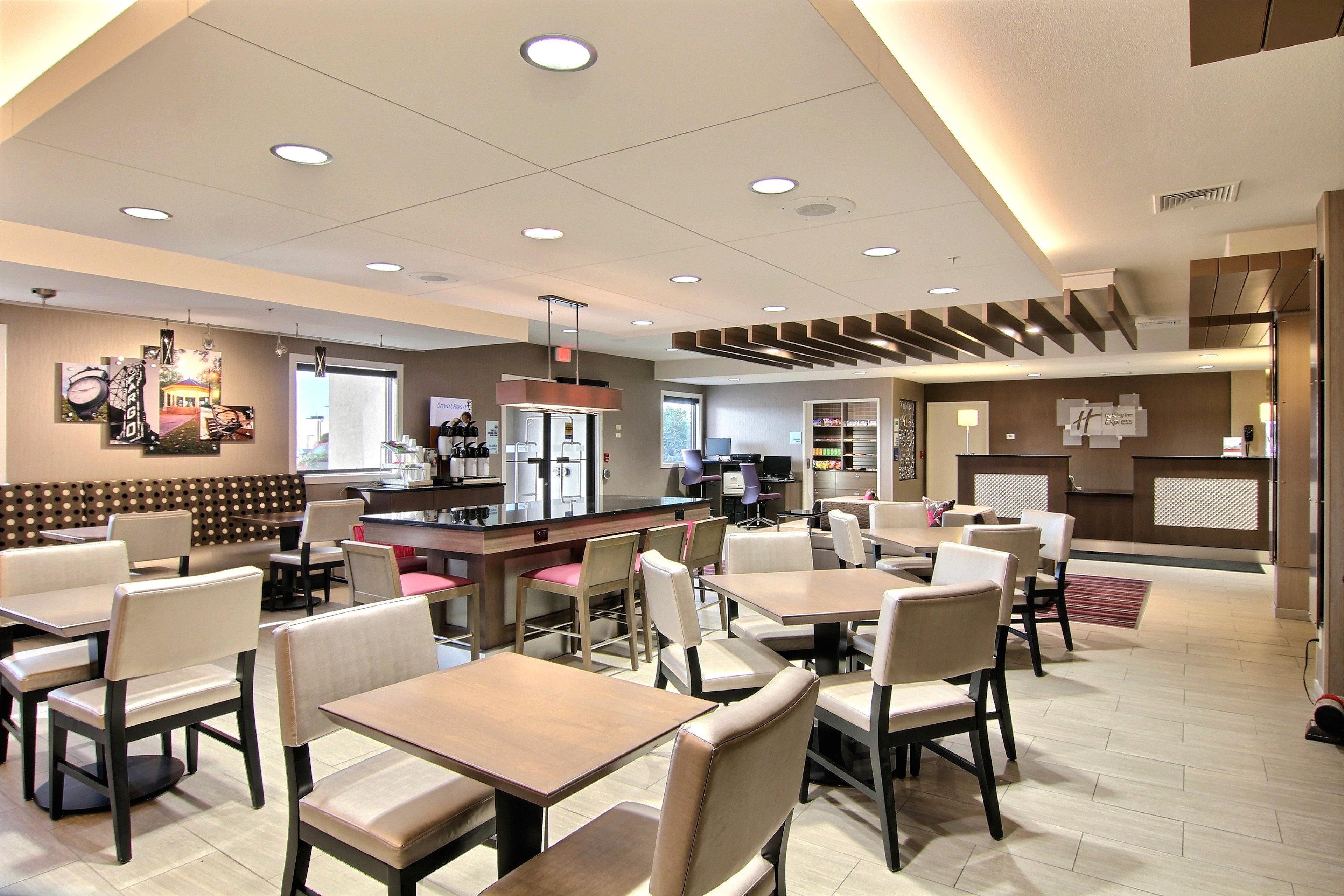 Express - West Acres By Ihg Hotel Fargo