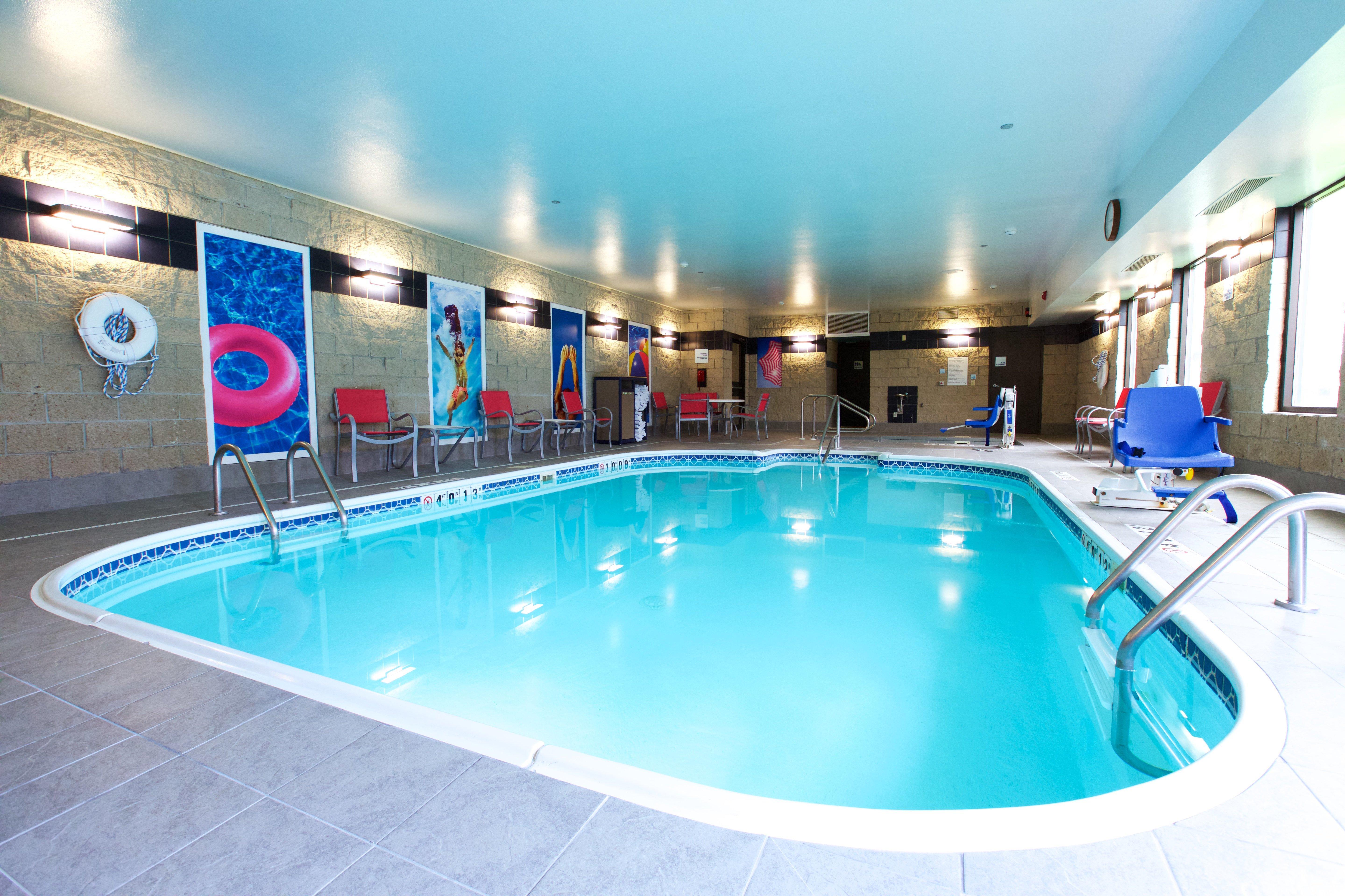 Express - West Acres By Ihg Hotel