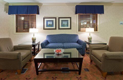 Express - West Acres By Ihg 3* Fargo
